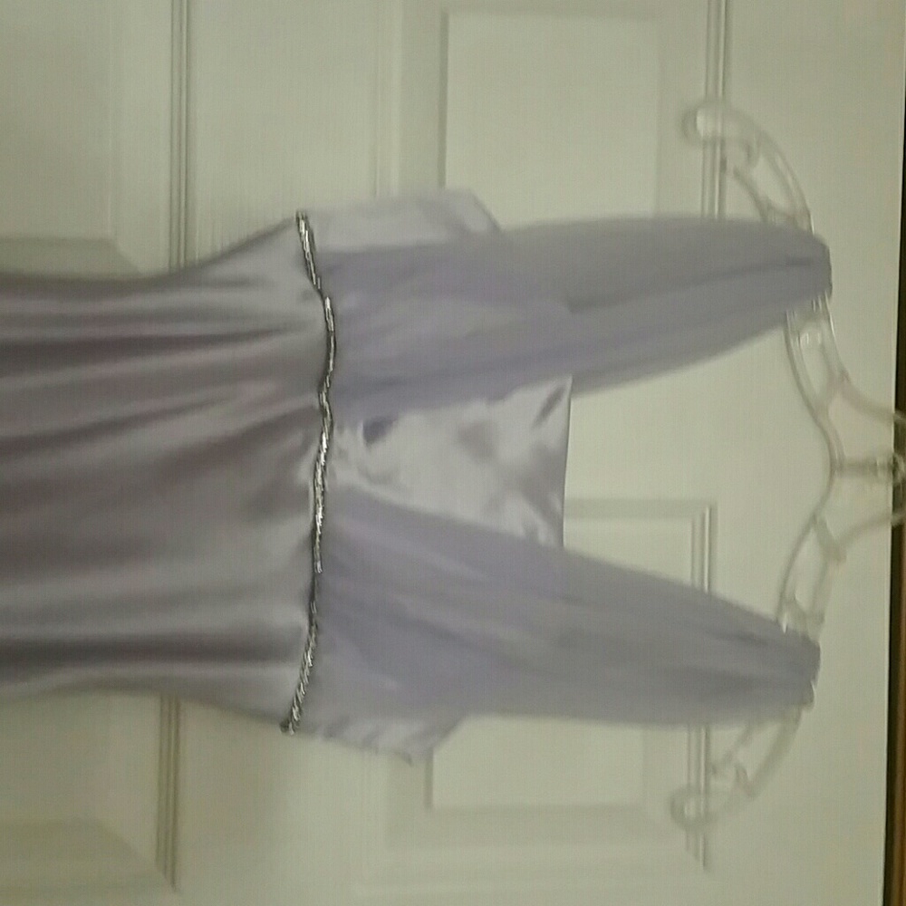 Dress - Picture 2 of 4