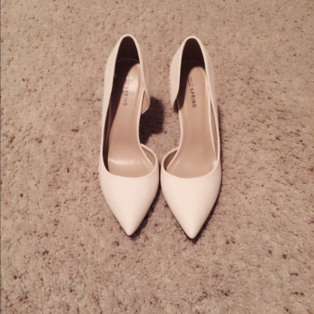 。Call It Spring White Heels