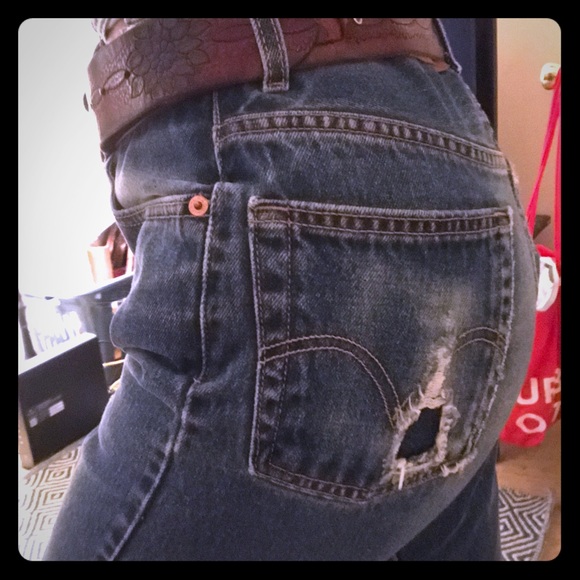 ⚡️VINTAGE LEVIS⚡️ - Picture 2 of 5