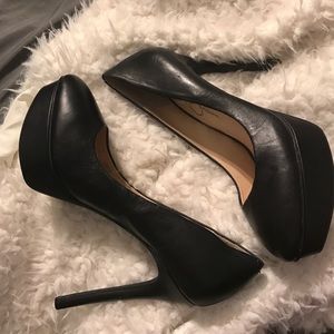 Jessica Simpson platform pumps