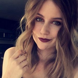 Meet your Posher, Haley