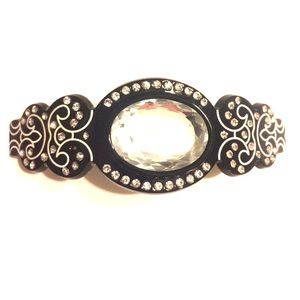 Vintage hair clip