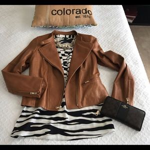 💫 Ann Taylor Leather Jacket 💫