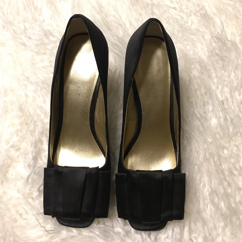 Sexy satin heels
