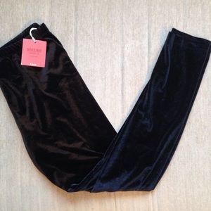 NWT Mossimo Black Velvet Leggings L