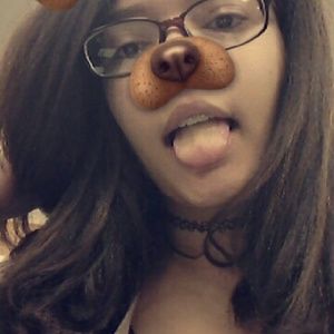 Meet your Posher, Carly