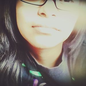 Meet your Posher, Challisia