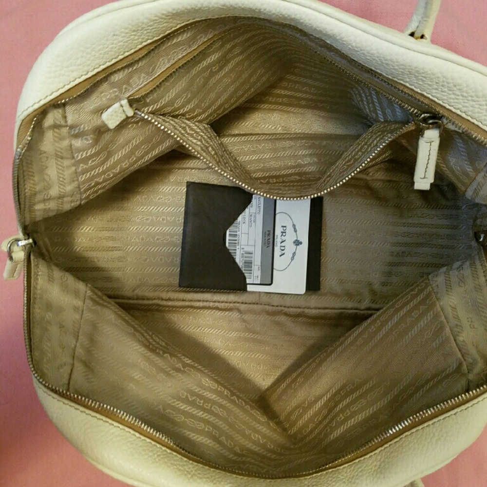 Purse - Picture 3 of 3