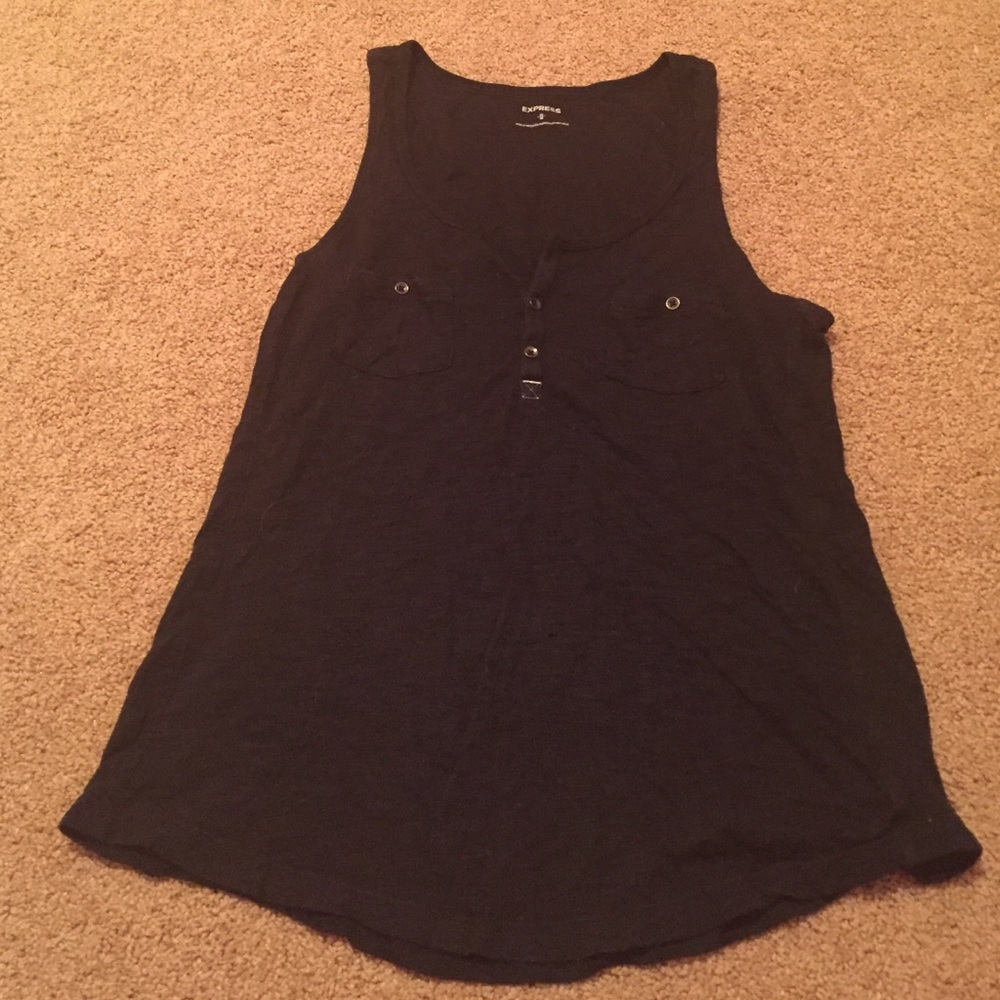 🚨Closing in 30 min🚨 ❤️Express Black Tank Top