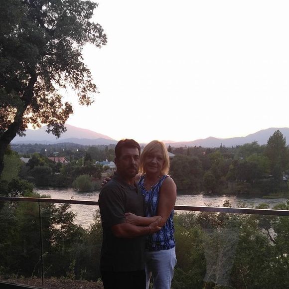 Meet your Posher, Kim - Picture 1 of 1