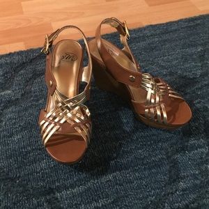 Steve Madden wedges
