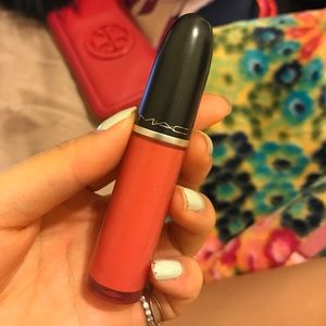 Mac Liquid Lipstick Retro Matte (Rich&Restless)