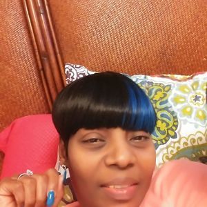 Meet your Posher, April