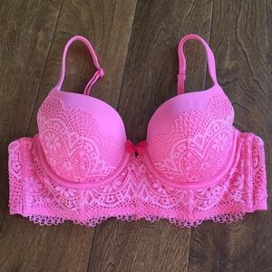 Peach 🍑 corset bra