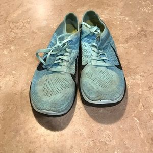 Nike free 4.0 flyknits