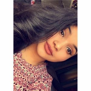 Meet your Posher, Valerie