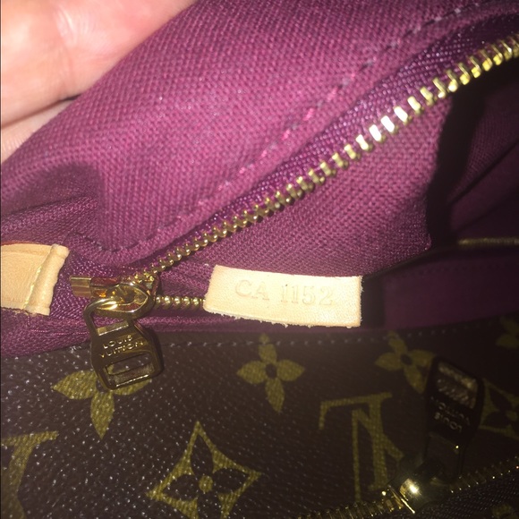 Authentic Louis Vuitton Raspail MM - Picture 2 of 3