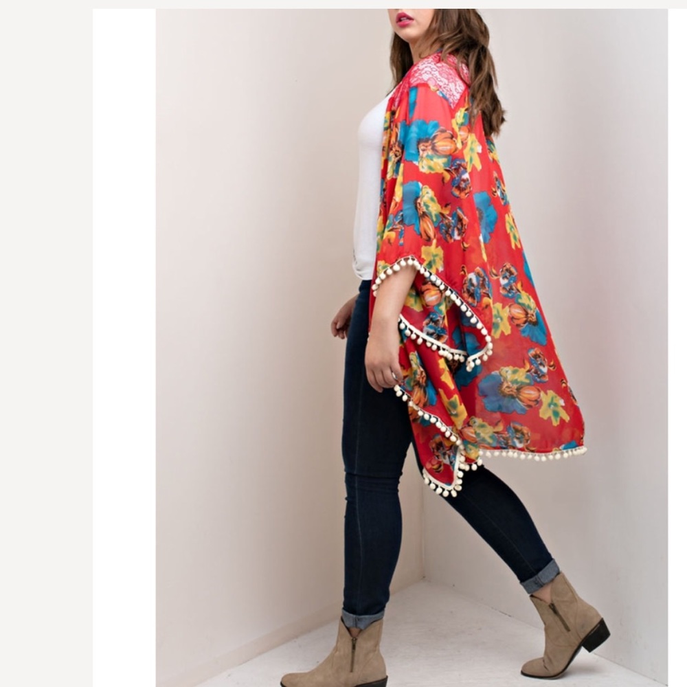 ❗️LAST Floral Pom Trim Kimono - Picture 2 of 7