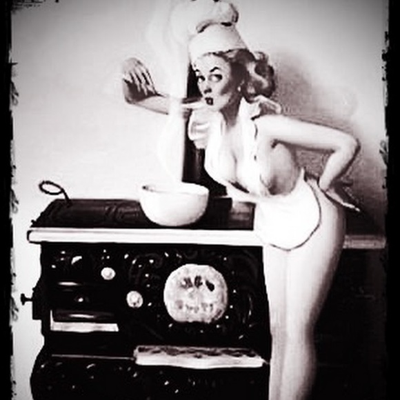 Meet your Posher, Kira - Picture 1 of 1