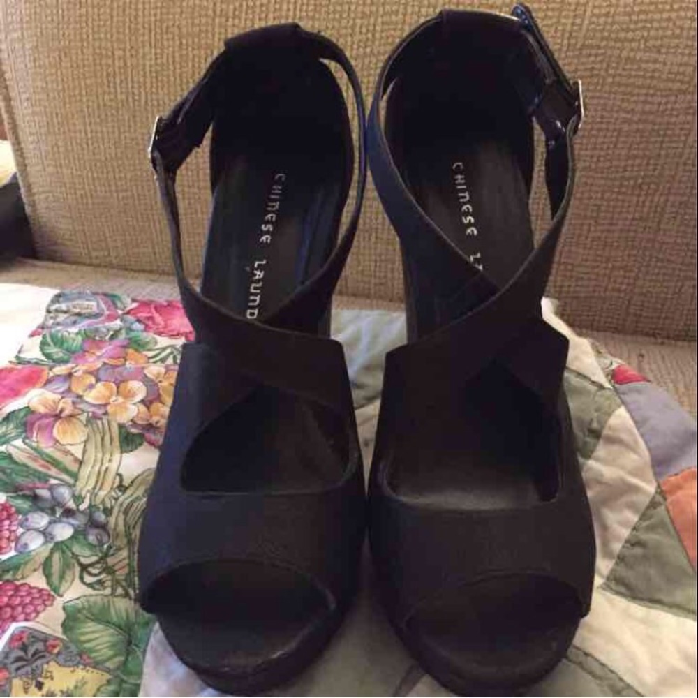 Black Chinese Laundry Wedges