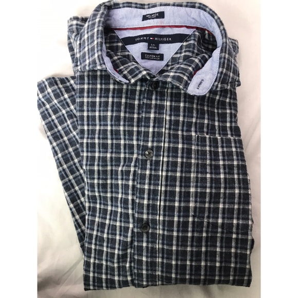 Tommy Hilfiger Custom Fit Buttondown - Picture 6 of 6