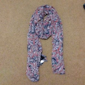 NWT Beautiful THE LIMITED Scarf