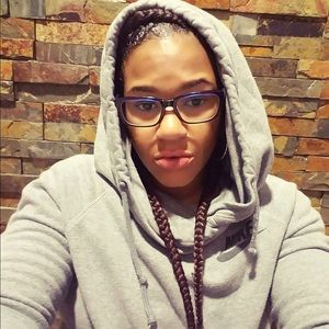 Meet your Posher, Loammy