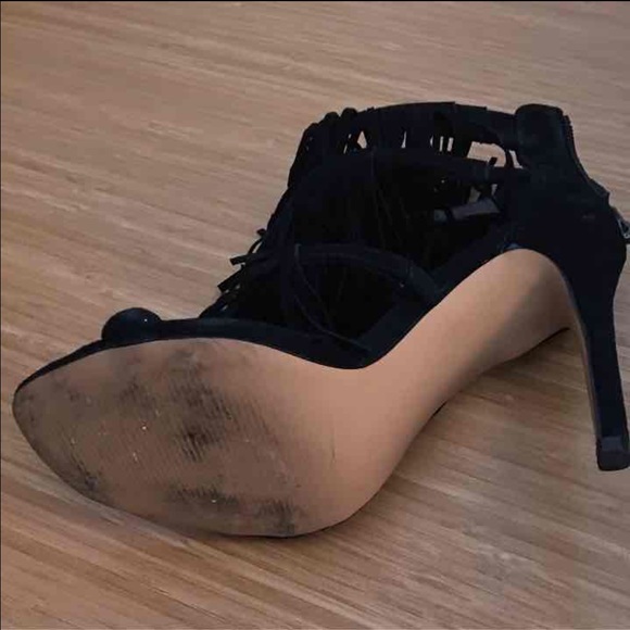 🌼STEVE MADDEN FRINGE SUEDE HEELS🌼 - Picture 2 of 3