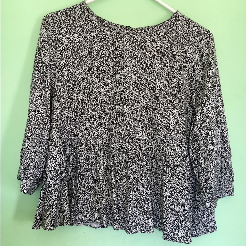 Floral black and white top