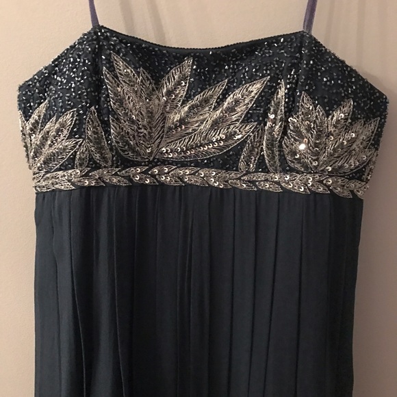 Strapless evening gown - Picture 2 of 3