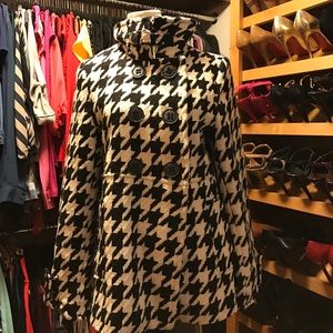 Wool coat from EXPRESS. Size Small