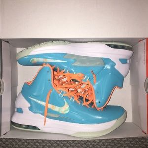 NIKE KD 5 Easter (BRAND NEW) NIKE KD 5 Easter (BRAND NEW)