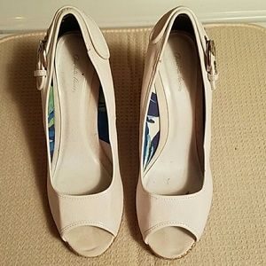 White open toe wedge
