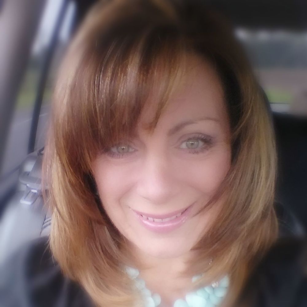 Meet your Posher, Debbie