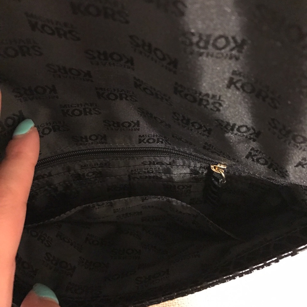 Authentic Michael Kors evening bag - Picture 3 of 3