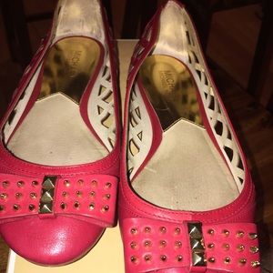 Size 7 MICHAEL KORS FLATS