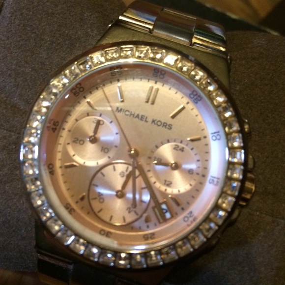 MK woman\'s watch main image 4