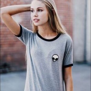 Brandy Melville gray alien tee