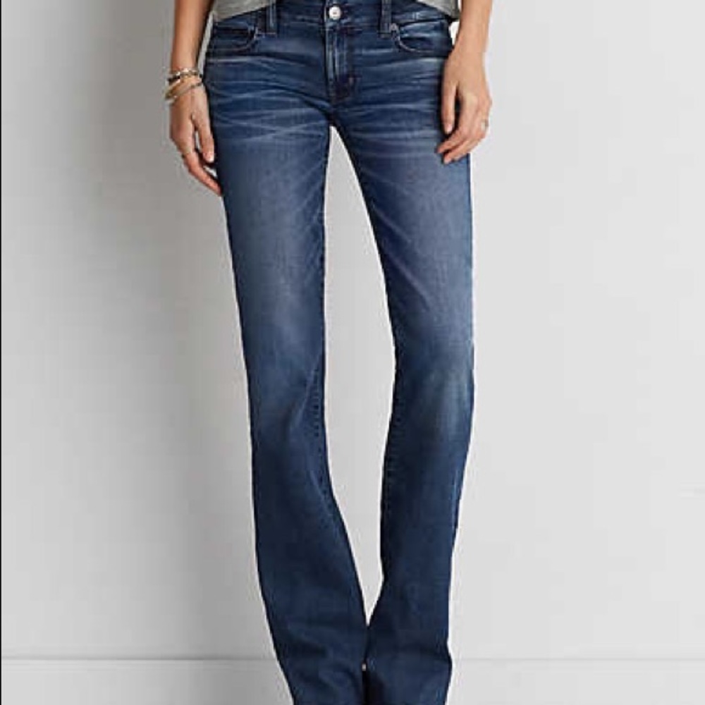 4 pair of American Eagle Jeans