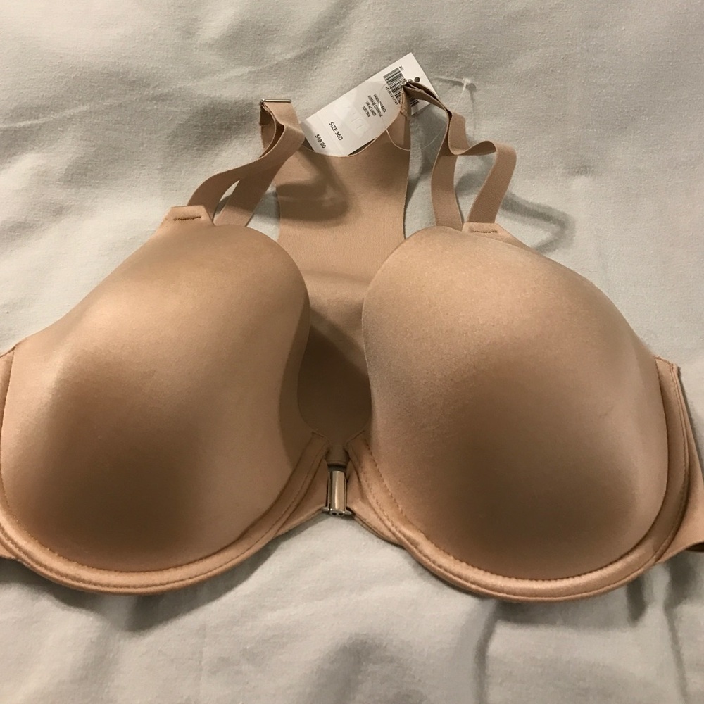 BNWT Vanishing Back Underwire Lined Soma Bra
