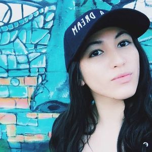 Meet your Posher, Leah