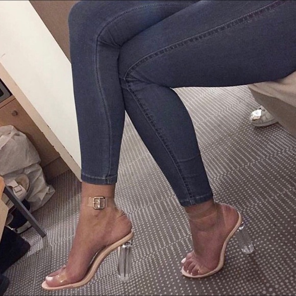 Clear high heels - Picture 4 of 4