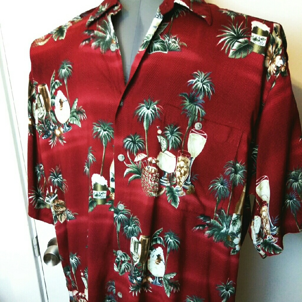 Hawaiian Beach style button down shirt