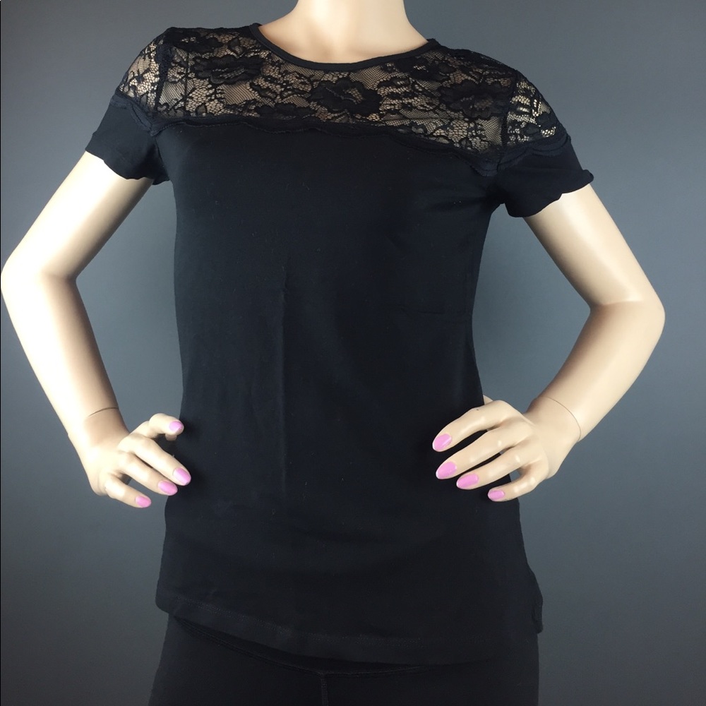 ✨New H&M Top Medium ✨