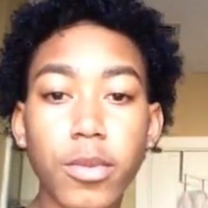 Meet your Posher, Destiny