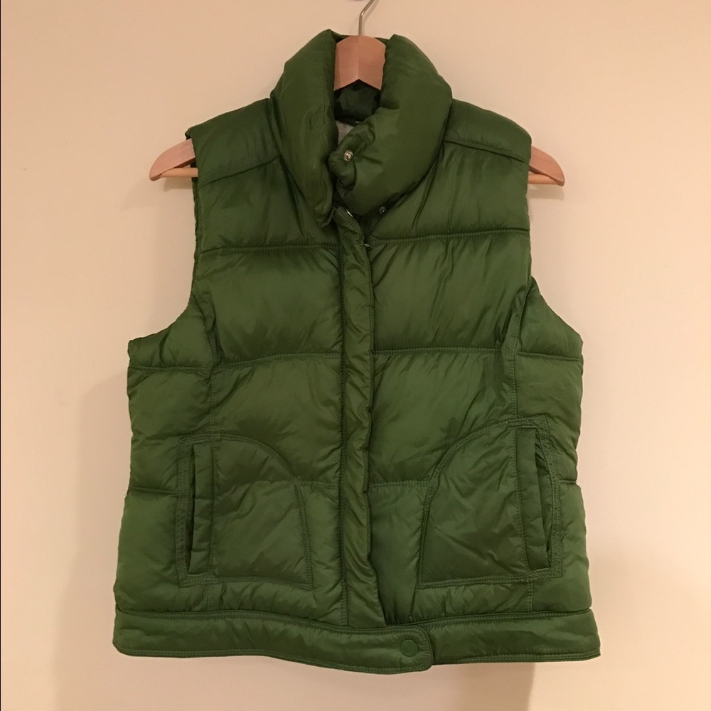OLD NAVY Puffy Vest