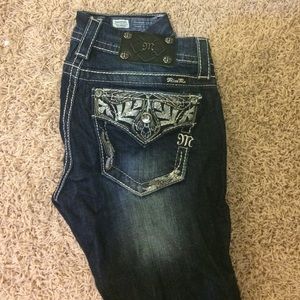 Miss Me Cropped Capri Jeans