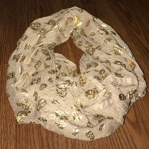 Infinity scarf