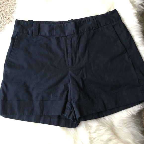 Cute Navy Blue Banana Republic Shorts - SZ: 12 - Picture 2 of 5