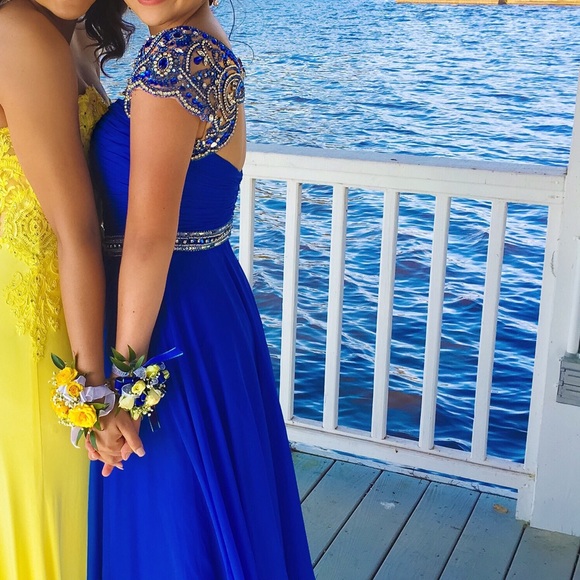 Sherri Hill Prom Dress For Sale! - Picture 2 of 3